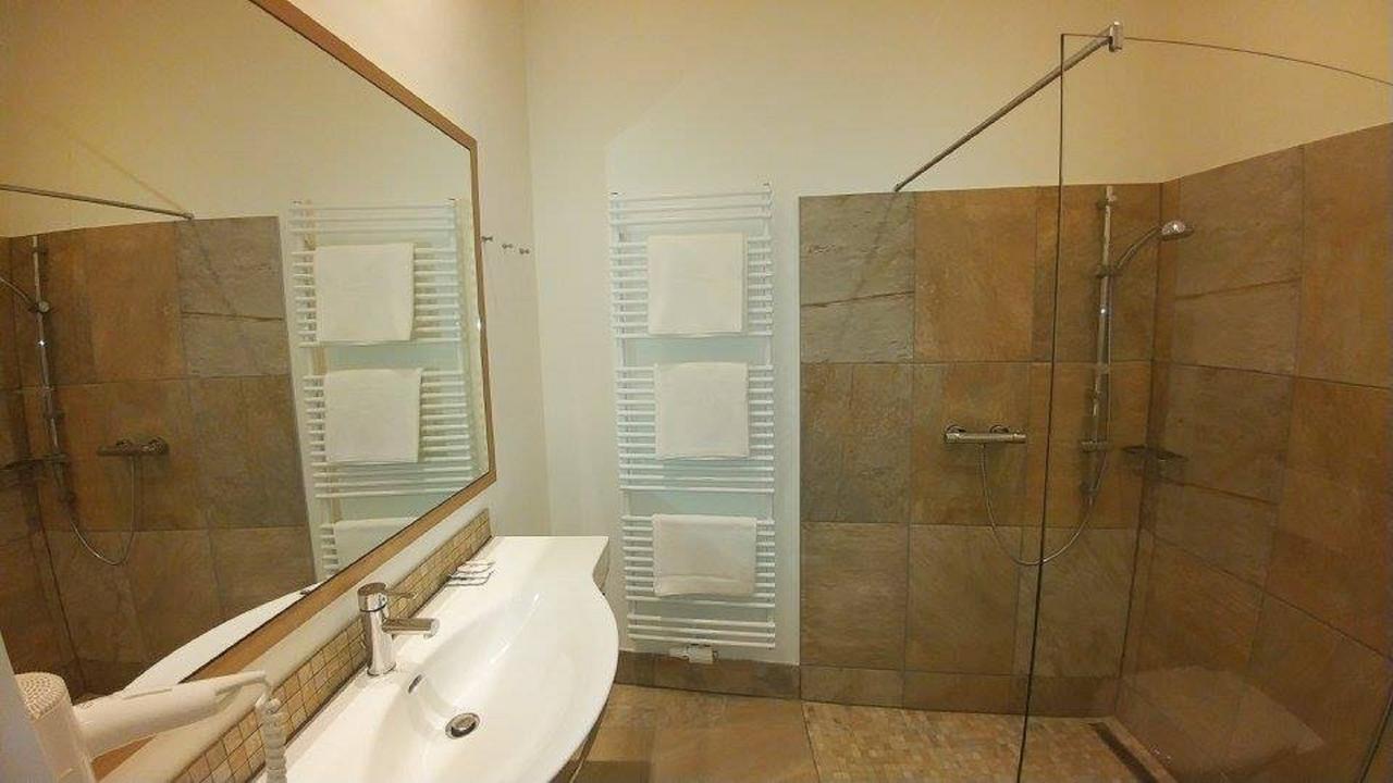 Weinhotel Rieder Poysdorf Dış mekan fotoğraf